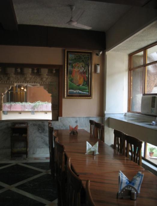 阿南达克里希纳范酒店 Vrindāvan 外观 照片